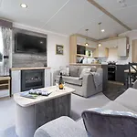 Country 5* Newby Bridge