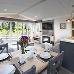 Country 5* Newby Bridge